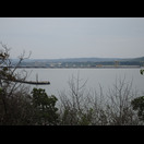 Der mehr als einen Kilometer lange Damm des Laufwasserkraftwerks Eisernes Tor 1